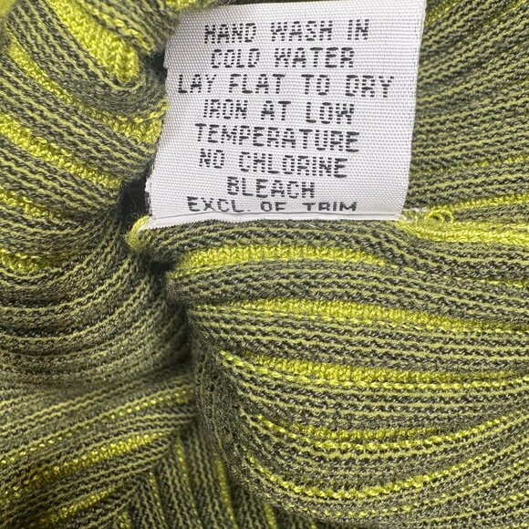 Dress Barn Womens Ribbed Knit Babydoll V Neck Fitted Y2K Sweater Sz Small Green - Picture 4 of 7